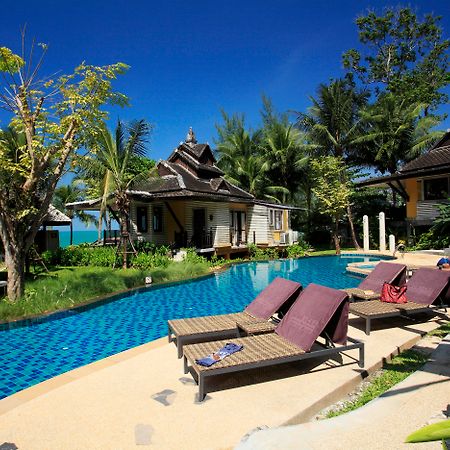 Moracea By Khao Lak Resort Exterior photo The swimming pool at the resort